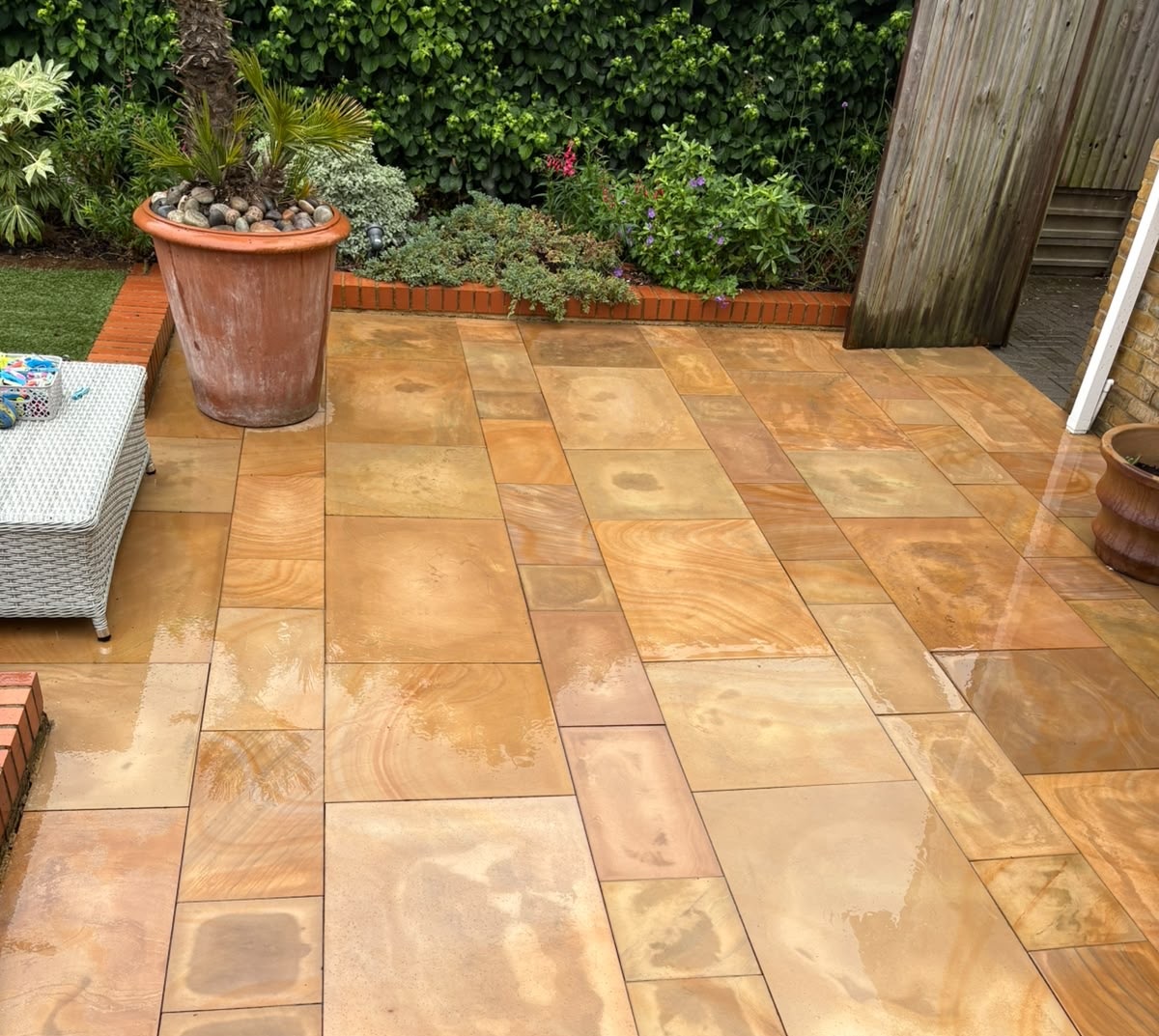 Clean patio slabs